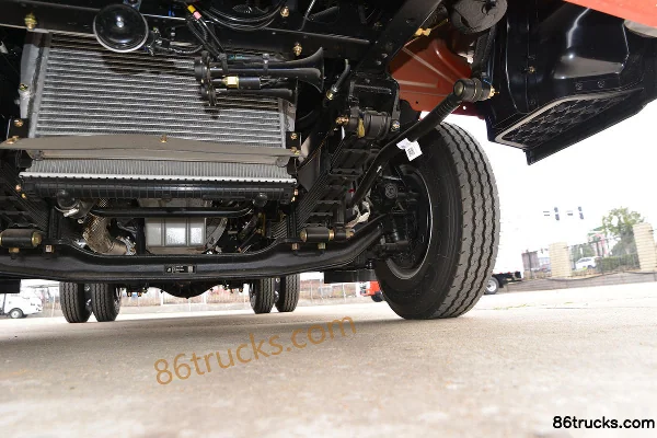 Dongfeng Kaipute K6-L Zhiyue Edition 163 hp 4X2(6 wheels) 4.2m Single Row Flatbed Light Truck (Beijing VI) Chassis (3) | 86Trucks