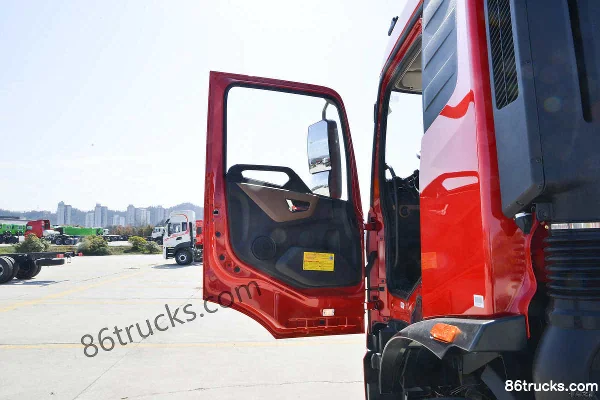 Dongfeng Commercial Vehicle Tianjin KR Green Pass Edition 230ch 4X2(6 roues) 6,8m camion porteur à ridelles Cabine (1) | 86Trucks