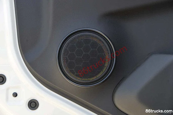 Dongfeng Commercial Vehicle Tianjin KR 6X4(10 wheels) Electric Cleaning Truck (Zhonglian Brand) 242kWh Cab (3) | 86Trucks