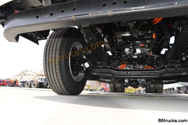 Dongfeng Commercial Vehicle Tianjin KR 6X4(10 wheels) Electric Cleaning Truck (Zhonglian Brand) 242kWh Chassis (2) | 86Trucks
