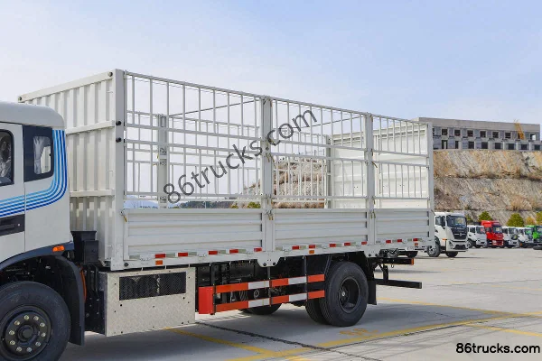 Dongfeng Commercial Vehicle Tianjin KR 4X2(6 wheels) 6.75m Electric Cage Cargo Truck Ruipu 265kWh Body (1) | 86Trucks