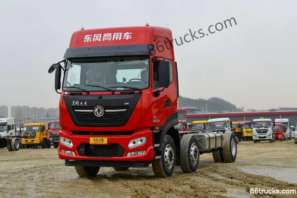 Dongfeng Commercial Vehicle Tianjin KR PLUS 300 hp 6X2(8 wheels) 6.8m stake truck (flat roof double bunk) Exterior (3) | 86Trucks