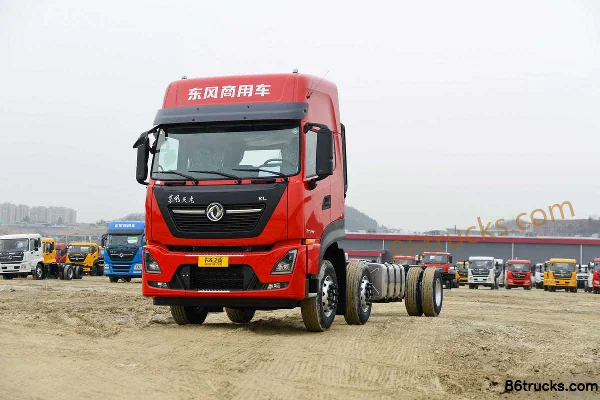 Dongfeng Commercial Vehicle Tianlong KL 290 hp 6X2(8 wheels) 9.6m Wing Opening Box Cargo Truck (High Roof) Exterior (3) | 86Trucks
