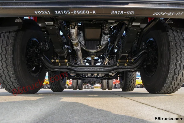 Sanhuan Shitong Haolong 6.2L Diesel 270hp 6X2(8 wheels) Fast Gear 10-Speed 6.8m Dump Truck (New Appearance) Chassis (1) | 86Trucks