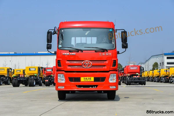Sanhuan Shitong Haolong 6.2L Diesel 200hp 4X2(6 wheels) Fast Gear 8-Speed 6.75m Side Panel Cargo Truck Exterior (2) | 86Trucks