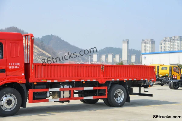 Sanhuan Shitong Haolong 6.2L Diesel 200hp 4X2(6 wheels) Fast Gear 8-Speed 6.75m Side Panel Cargo Truck Body (1) | 86Trucks