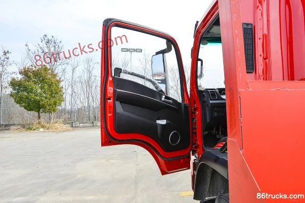 Sanhuan Shitong Chuangke 180hp 4X2(6 wheels) Single-row Flatbed Truck Cab (1) | 86Trucks