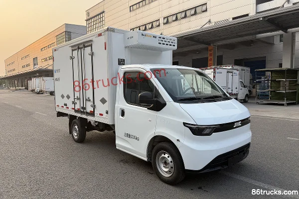 JMC JMC E-Fushun Electric Refrigerated Truck