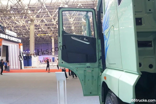Chery Commercial Vehicle Electric Fenghuang 6X4(10 wheels) Pure Electric Tractor Truck CATL 600.92kWh Cab (2) | 86Trucks
