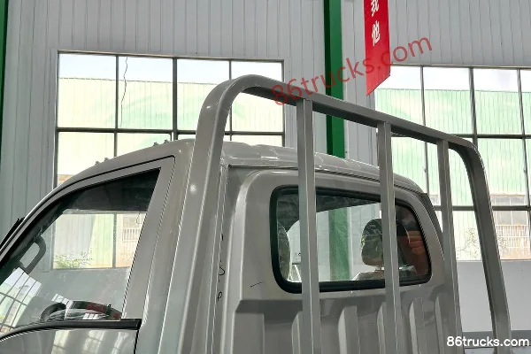 Dongfeng EV180 3.5T 3.79m single-row pure electric flatbed micro truck 50.38kWh 4X2(6 wheels) Body (1) | 86Trucks