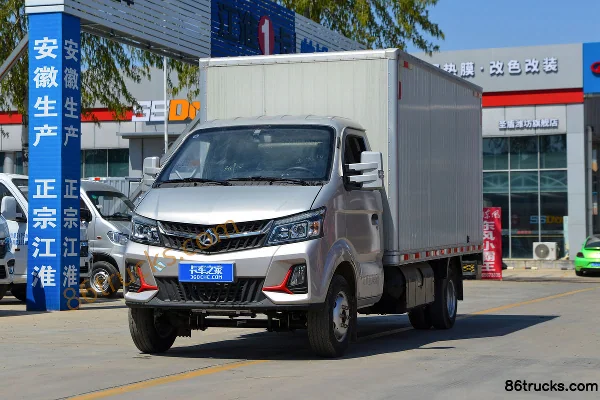 Changan Kuayue Wang X7 Luxury 116hp 4X2(6 wheels) 3.685m single-row van light truck Exterior (3) | 86Trucks