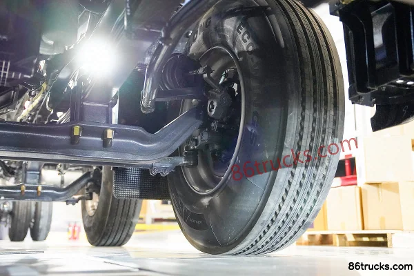 Dongfeng H7 Pro 400 hp 6X2(8 wheels) WLY 10-Speed AMT Automatic 9.6m Refrigerated Truck Chassis (3) | 86Trucks