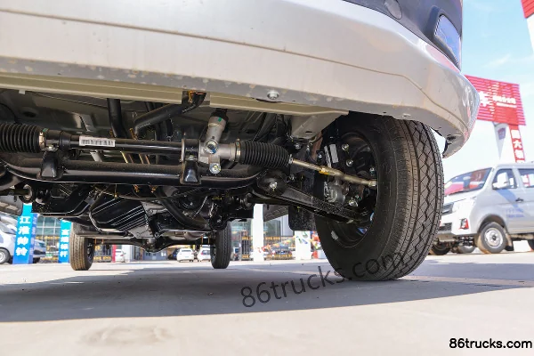 Changan Kuayue Xinbao T3 Comfort Edition 1.5L 112hp 4X2(6 wheels) 3.04m single-row box van mini truck Chassis (3) | 86Trucks