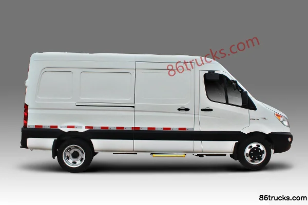 JAC 5 Series Star Logistics 2.0T Diesel 129 hp 3-Seat Mid Roof Panel Van Exterior (3) | 86Trucks