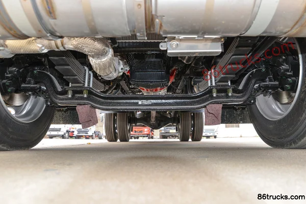 Foton Aumark S3 156hp 4X2(6 wheels) 5.15m gas cylinder transport truck (Chufei brand) Chassis (1) | 86Trucks