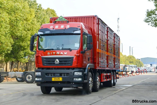 Sitrak C5H 350hp 8X4(12 wheels) 9.6m Flammable Liquid Van Transport Truck (Chufei Brand) Exterior (3) | 86Trucks