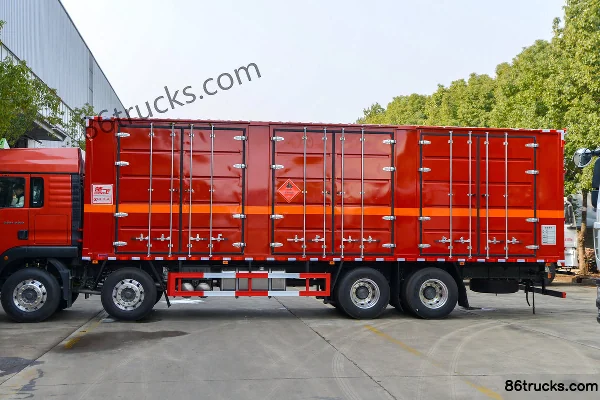 Sitrak C5H 350hp 8X4(12 wheels) 9.6m Flammable Liquid Van Transport Truck (Chufei Brand) Body (2) | 86Trucks
