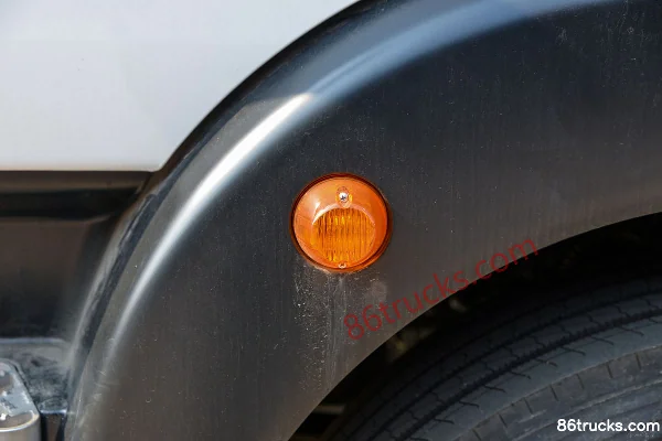 Sinotruk Sitrak C5H 250hp 4X2(6 wheels) 6.8m Gas Cylinder Transport Truck (Chufei Brand) Chassis (3) | 86Trucks