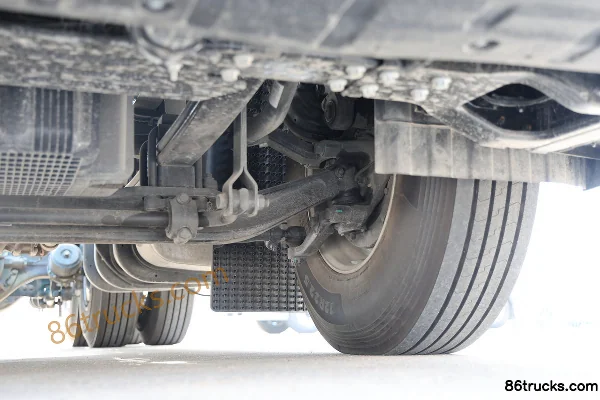 Auman Galaxy 9 14.5L Diesel 680hp 6X4(10 wheels) ZF 12-Speed AMT Automatic Tractor Truck Chassis (3) | 86Trucks