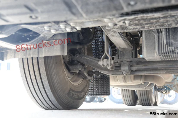 Auman Galaxy 9 14.5L Diesel 680hp 6X4(10 wheels) ZF 12-Speed AMT Automatic Tractor Truck Chassis (2) | 86Trucks