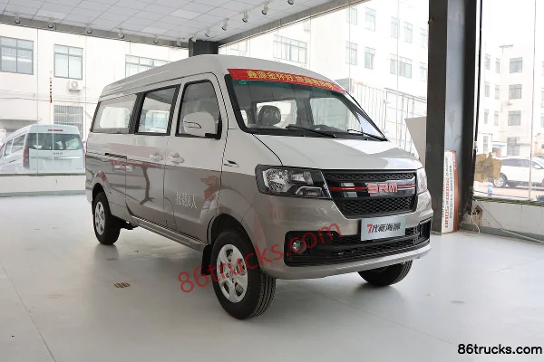 SRM Xinyuan New Haishi X30L 2025 model Wealth Edition 1.5L gasoline 110hp 6-seat central air conditioning light bus Exte