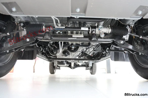 SRM Xinyuan New Haishi X30L 2025 model Wealth Edition 1.5L gasoline 110hp 6-seat central air conditioning light bus Chassis (1) | 86Trucks