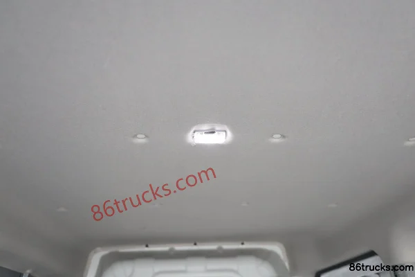 Jinbei Jiyun E6 Changyun Edition 2025 Model 2-seat standard roof pure electric panel van CATL 41.86kWh Cargo Box (3) | 86Trucks