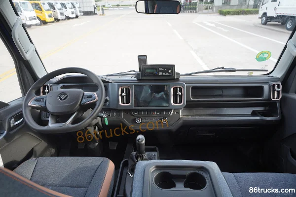 Foton King Kong S3 2.5L Diesel 155 hp 4X2(6 wheels) WLY 8-Speed Double Top 3.9m Single Row Dump Truck Cab (3) | 86Trucks
