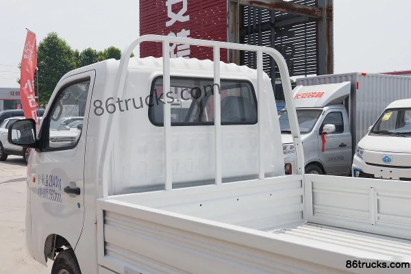 Changan Kuayue D1 luxe 1,6L CNG 105 ch 4X2(6 roues) Landai 5 vitesses 2,8 m camion plateau double cabine Carrosserie (2) | 86Trucks