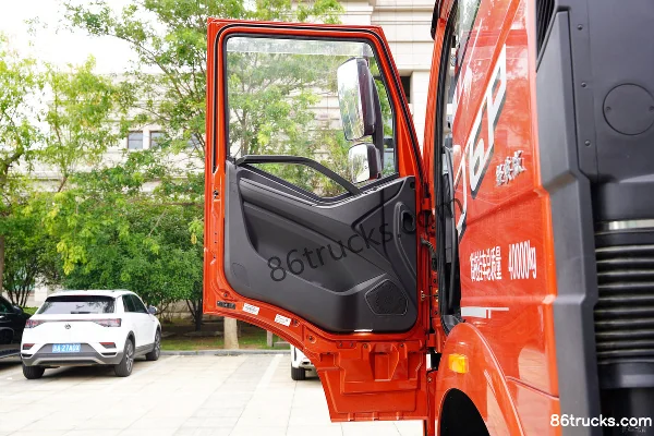 FAW Jiefang J6P Classic Edition 12.5L LNG 480hp 6X4(10 wheels) FAW Jiefang 12-speed High Roof Tractor Truck Cab (2) | 86Trucks
