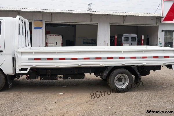 Lanqing X1 4.05m Single-Row Electric Flatbed Mini Truck Weichai 56.09kWh 4X2(6 wheels) Body (2) | 86Trucks