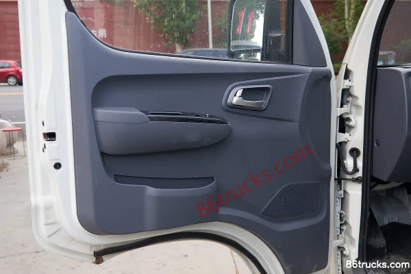 Foton Xiangling M2 Pro 2,0 L 122 ch 4X2(6 roues) CNG 4 m cabine simple plateau micro camion (3) | 86Trucks