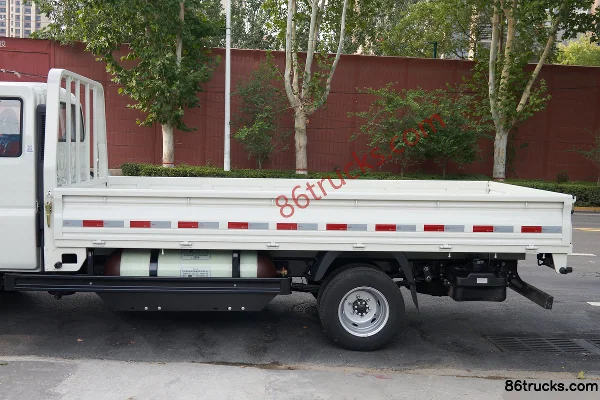 Foton Xiangling M2 1.5L 112hp 4X2(6 wheels) Gasoline/CNG 3.1m semi-row flatbed mini truck Body (2) | 86Trucks