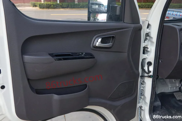 Foton Xiangling M2 Comfort 1.5L 143hp 4X2(6 wheels) CNG 3.3m Single Row Van Mini Truck (China VI) Cab (2) | 86Trucks
