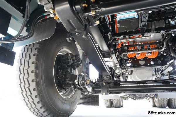 SANY Truck Jiangshan SE Standard Load Edition 6X4(10 wheels) Battery Swap Electric Tractor Truck Mota 588kWh Chassis (2) | 86Trucks
