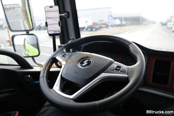 SHACMAN Commercial Vehicle Zhiyun S400 4X2(6 wheels) 3.8m Crew Cab Electric Dump Truck CATL 180.87kWh (2) | 86Trucks