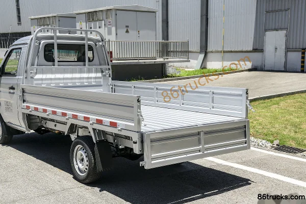 Jinbei T3 2025 Classic 1.5L Gasoline 102hp 4X2(6 wheels) Single Rear Wheel 3.1m Single Row Flatbed Mini Truck Body (1) | 86Trucks