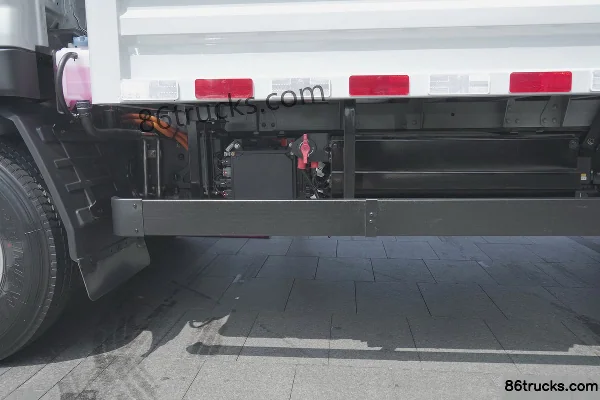 Yutong T6, frein pneumatique, camion léger fourgon 4,2 m, monoplace, 100 % électrique, Shenlan 155,332 kWh, 4X2(6 roues) Châssis (3) | 86Tru