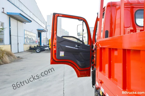 Dongfeng F6 3L Diesel 170hp 4X2(6 wheels) 8-Speed 4.1m Single Row Dump Truck Cab (1) | 86Trucks