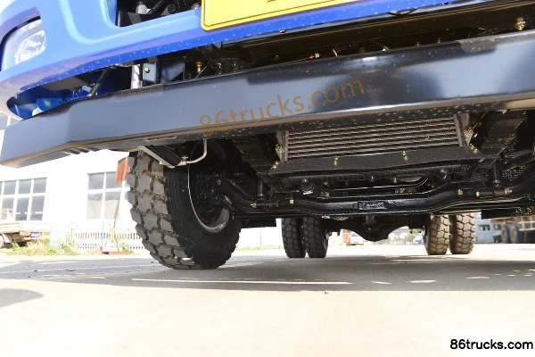 Dongfeng R5 2.4L Diesel 155 hp 4X2(6 wheels) Fast Gear 8-speed 3.1m Single Row Dump Truck Chassis (2) | 86Trucks