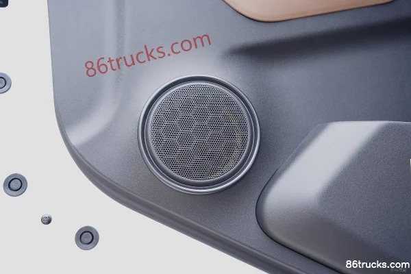 Dongfeng Tianjin KR PLUS 2025 330 hp 4X2(6 wheels) AMT Automatic 8m Refrigerated Truck Cab (3) | 86Trucks