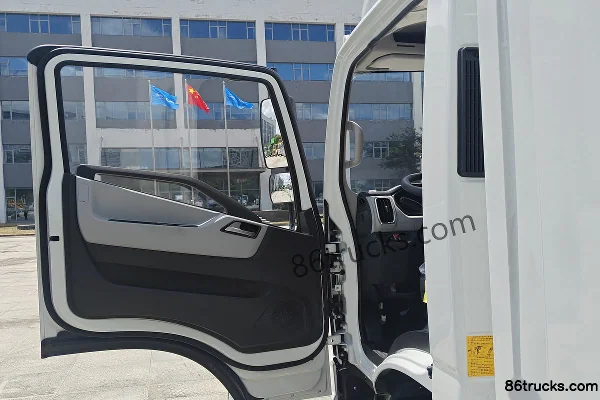 Yuejin Dana T1 Heavy-Duty Version 4.17m Single Row Pure Electric Van Light Truck CATL 140.41kWh 4X2(6 wheels) Cab (1) | 86Trucks