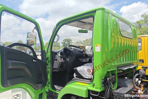 Yuejin Xiao Qilin ES2 4X2(6 roues) 3,2 m camion benne électrique pur CATL 89,12 kWh Cabine (1) | 86Trucks
