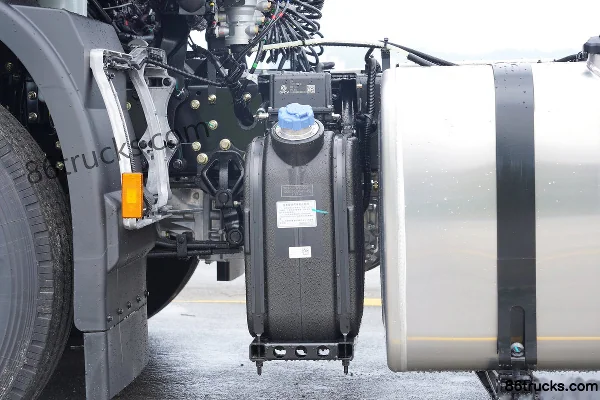 Dongfeng Tianlong KL 10.8L Diesel 490hp 4X2(6 wheels) Dongfeng 12-speed AMT Automatic Tractor Truck Chassis (3) | 86Trucks