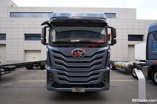 FAW Jiefang Qingdao Yingchi 7.8L Diesel 320hp 4X2(6 wheels) Fast Gear 10-speed 6.75m Side-gate Cargo Truck Exterior (2) | 86Trucks