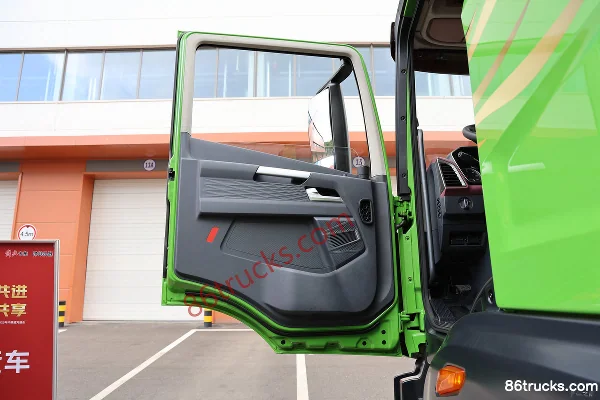 FAW Jiefang Yingchi 7.8L Diesel 350hp 8X4(12 wheels) FAW Jiefang 10-speed 5.8m Dump Truck Cab (1) | 86Trucks
