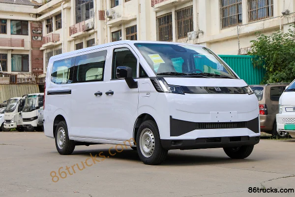 FARIZON All New Xingxiang V7E Functional Edition 2025 Zhifu Edition 5-Seat Pure Electric Light Bus CATL 50.2kWh Exterior