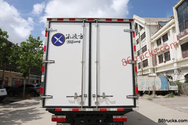 Dongfeng EV350 Pro 4X2(6 roues) cabine simple camion frigorifique 100 % électrique 100,46 kWh Carrosserie (3) | 86Trucks