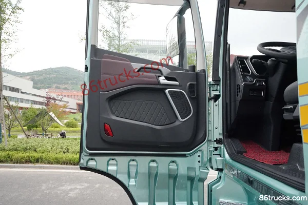 FAW Jiefang Yingtu Business Cabin 15.6L LNG 660hp 6X4(10 wheels) FAW Jiefang 12-Speed AMT Automatic Tractor Truck (3) | 86Trucks