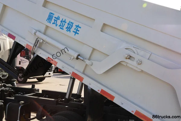 Sinotruk HOWO Hanjiang M 140 ch 4X2(6 roues) camion benne à ordures (marque Tianxiang) Carrosserie (2) | 86Trucks